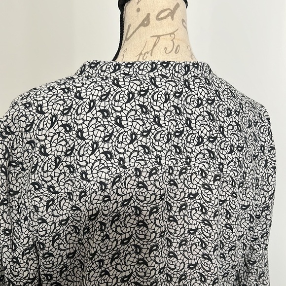 Halogen Blouse Medium Swirl Design Polyester - Picture 4 of 8